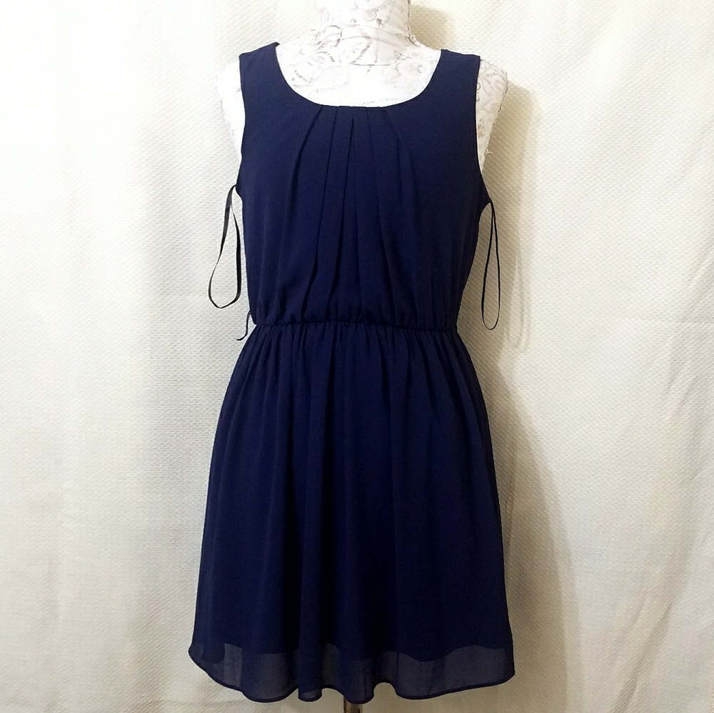 IZ BYER Women's dress size M